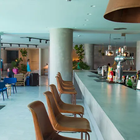 فندق Blue Sky (adults Only)