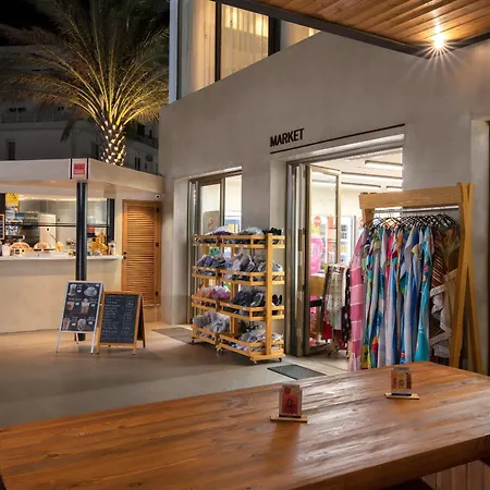 Blue Sky (adults Only) 4*